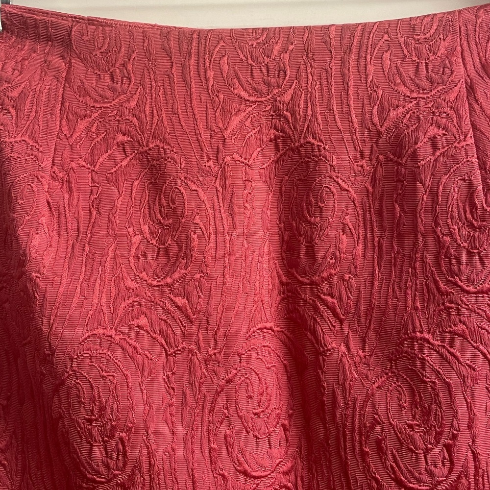 Via Condotti LIKE NEW Pink Textured Pencil Skirt.Size 2.Pink on Pink Brocade - Picture 3 of 5